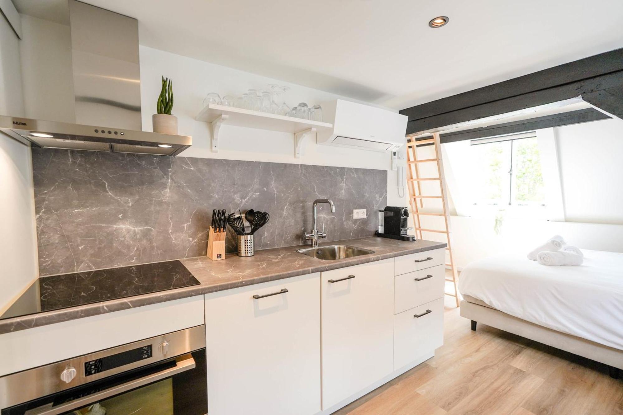 Beautiful Apartment With Loft Delft Exterior photo